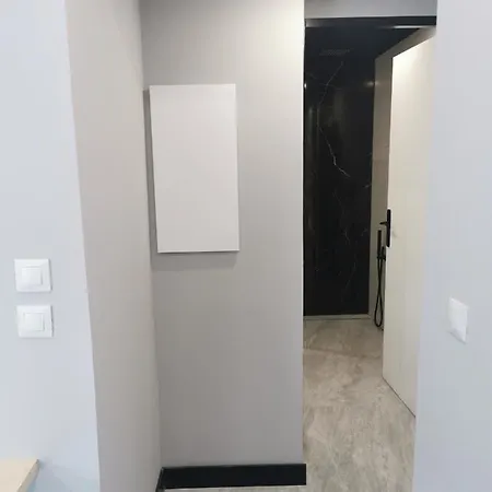 Standing Bord De Apartment *